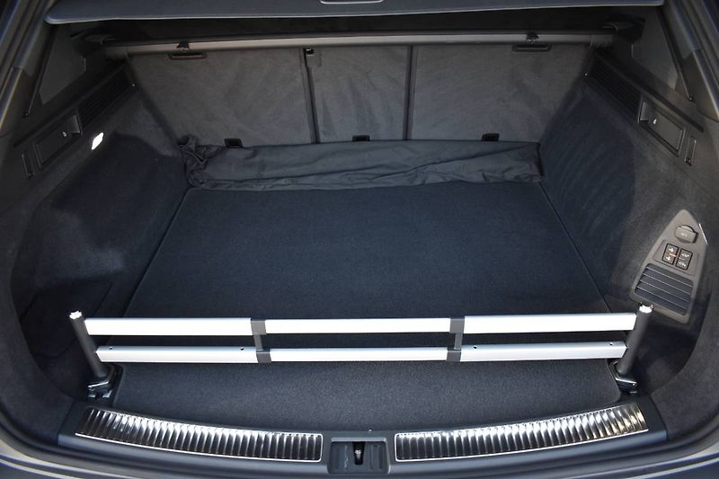 Volkswagen Touareg (2026) R-Line 3.0TDI 210kW TOP - fotka 11 z 32