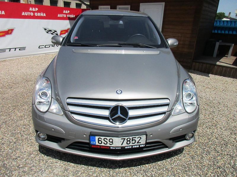 Mercedes-Benz Třídy R (2007) R 320CDI L 4-MATIC XENONY NAVI - fotka 2 z 15