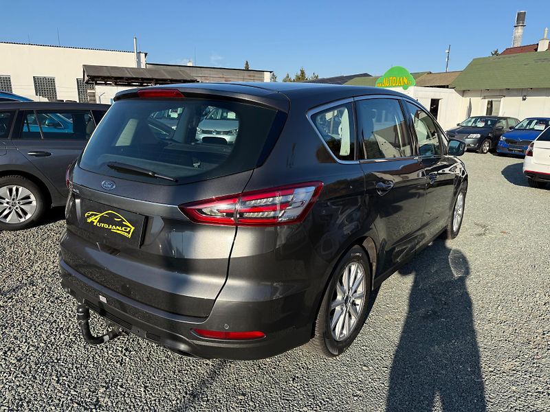 Ford S-MAX 2.0 TDCI TITANIUM 7 MÍST 4X4 - fotka 6 z 15