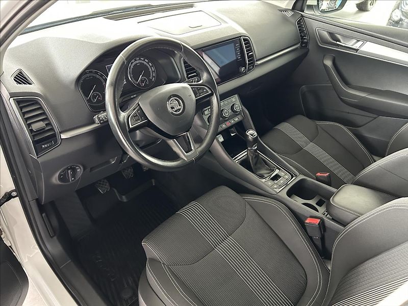 Škoda Karoq 2,0   TDI 110kW,4x4,TAŽNÉ,ČR - fotka 7 z 30