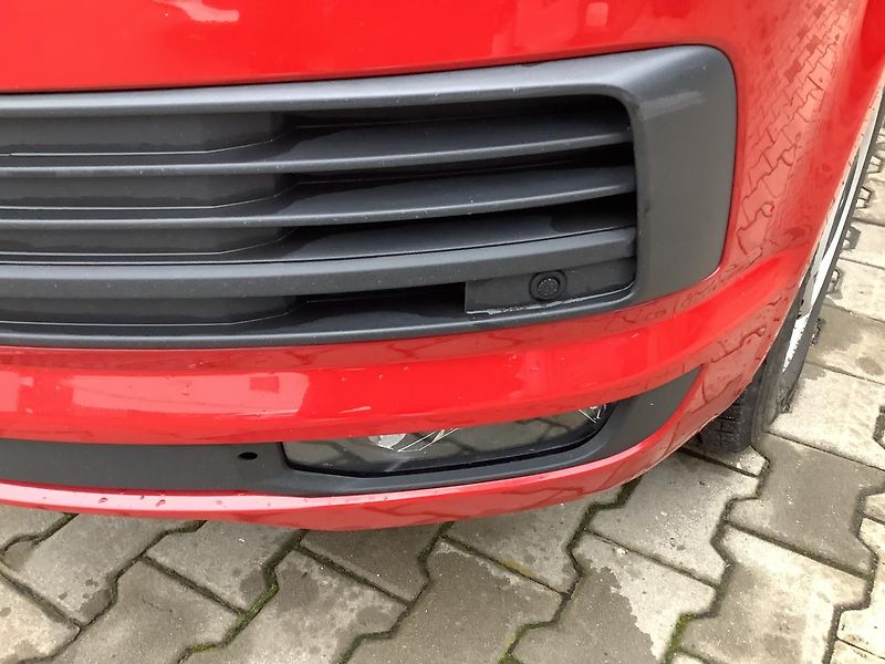 Volkswagen Transporter (2017) T6 Kombi, Webasto, Kamera - fotka 24 z 25