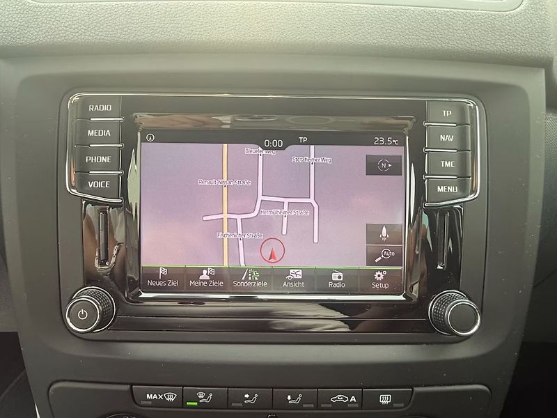 Škoda Yeti 1.4 TSI OUTDOOR 4x4 - fotka 14 z 24