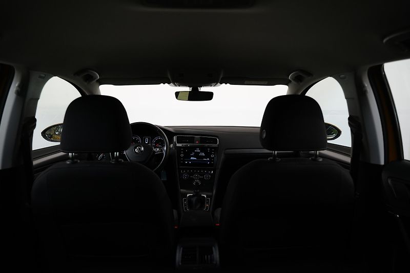 Volkswagen Golf - fotka 24 z 26