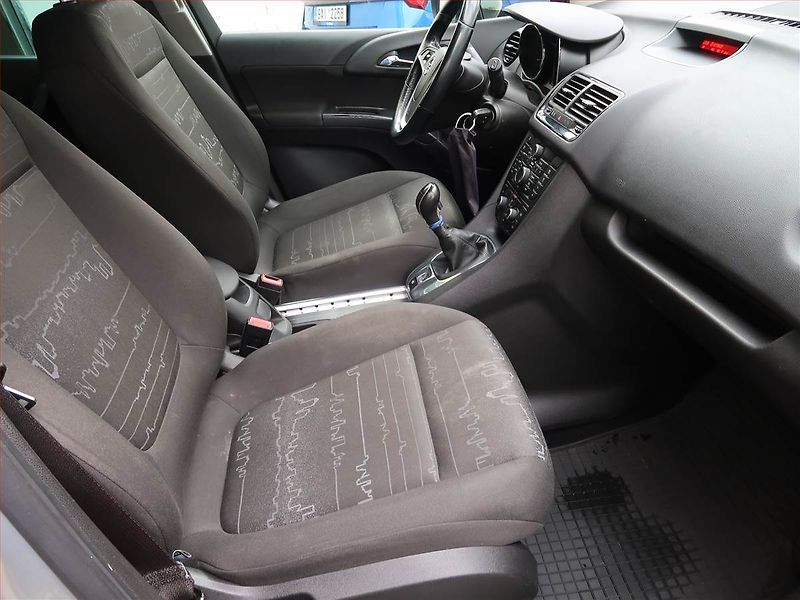 Opel Meriva (2012) 1.4 Turbo, nová STK - fotka 9 z 17