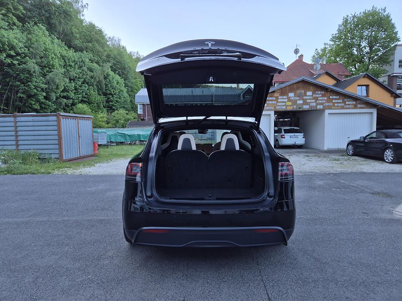 Tesla Model X 100kwH PLAID 750kw TZ - fotka 14 z 46