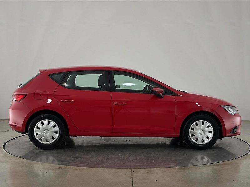 Seat Leon Reference - fotka 16 z 24