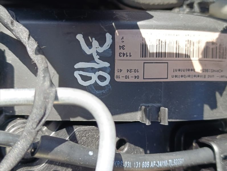 Volkswagen Golf 1,6 TDi Klimatizace Tempomat - fotka 27 z 27