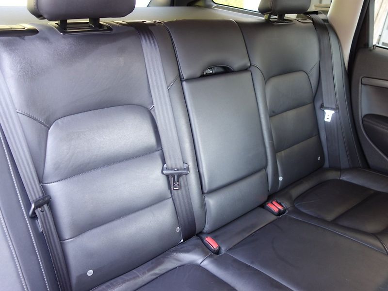 Volvo V70 (2015) 2.0D4 133kW 8A DRIVE - fotka 28 z 39