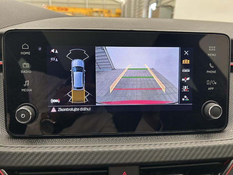 Škoda Kamiq 1.0 TSI Monte Carlo - fotka 16 z 26