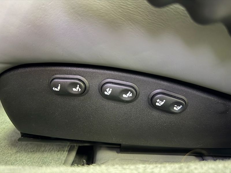 Aston Martin DB7 6.0 V12 306 KW AT VANTAGE, BEC - fotka 15 z 16