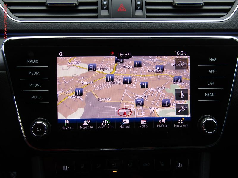 Škoda Superb (2019) 2.0TDi, DSG, STK3/28 - fotka 19 z 23