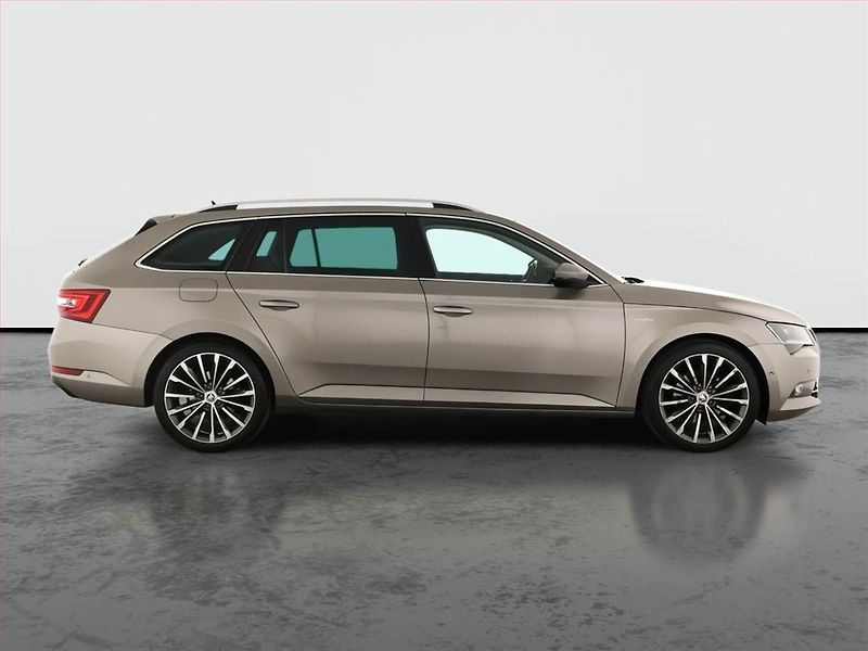 Škoda Superb (2016) Laurin&Klement 2.0 TDI - fotka 6 z 22