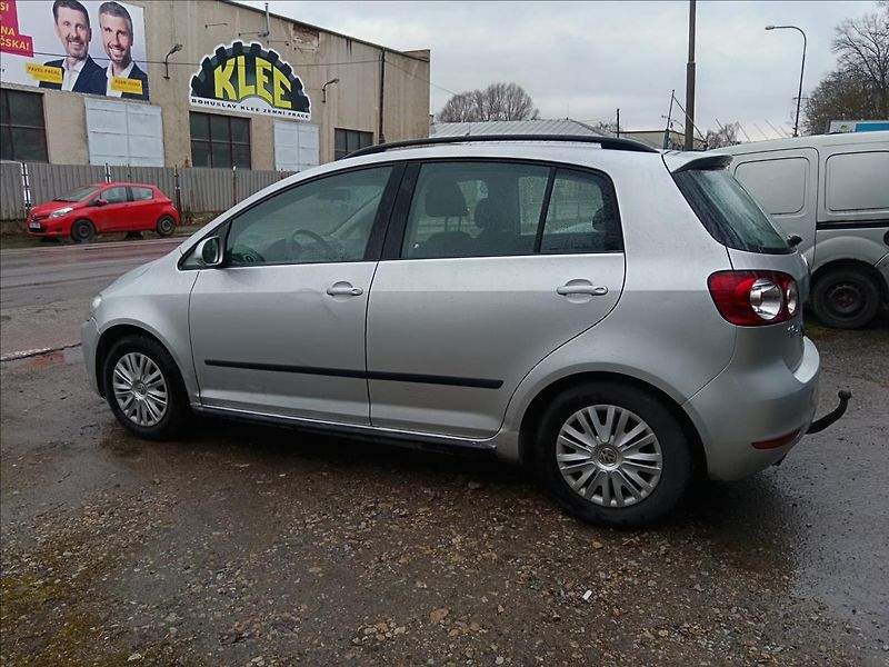 Volkswagen Golf Plus 2,0 TDi CR DSG  Trendline - fotka 7 z 24