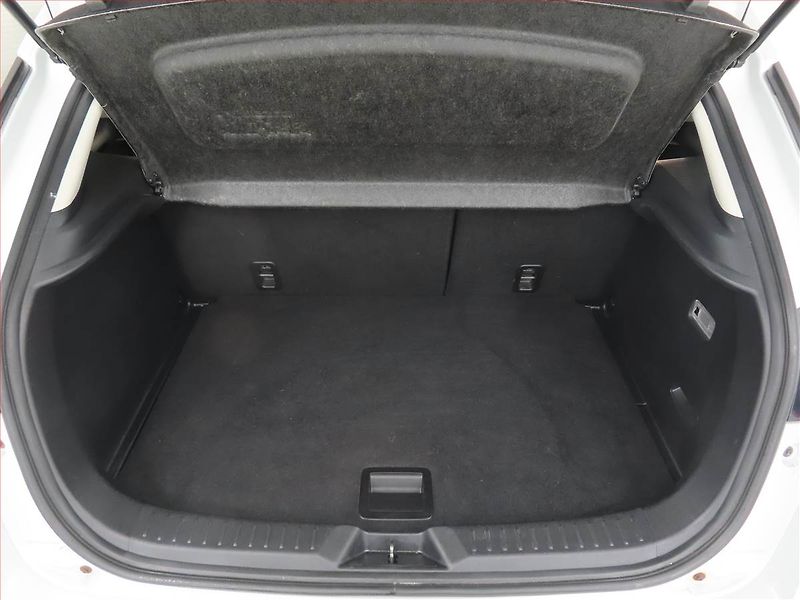 Mazda CX-3 (2017) 2.0 Skyactiv-G, 4X4, Kůže - fotka 14 z 16