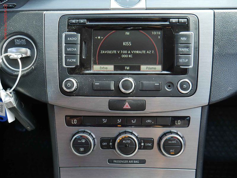 Volkswagen Passat (2013) 1.6TDi, Comfortline - fotka 17 z 22