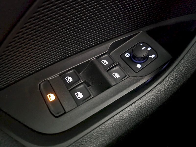 Škoda Octavia (2025) COMBI 1.5TSi 85kW TOP SELECTIO - fotka 25 z 31