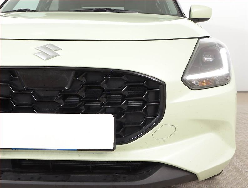 Suzuki Swift (2025) 1.2, Serv.kniha, Navi - fotka 16 z 19