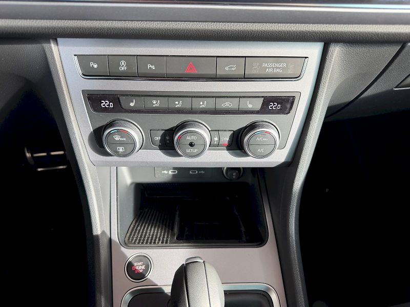 Seat Ateca (2024) FR Black Edition 1.5 TSI / 110 - fotka 17 z 27