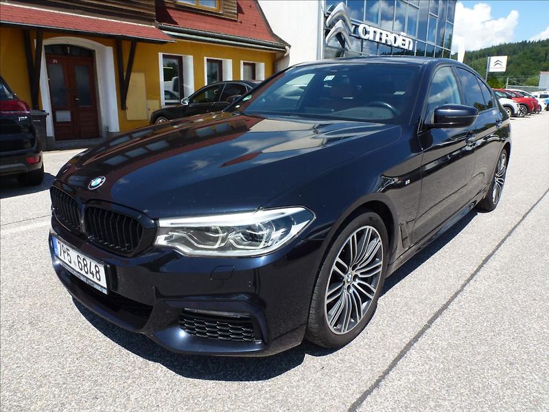BMW Řada 5 3,0 D X-Drive M-Paket  Carbon - fotka 2 z 62