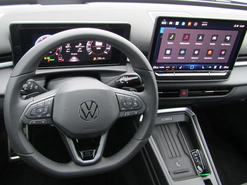 Volkswagen T-Roc R-Line 1,5 eTSI 110 kW 7DSG - fotka 17 z 30