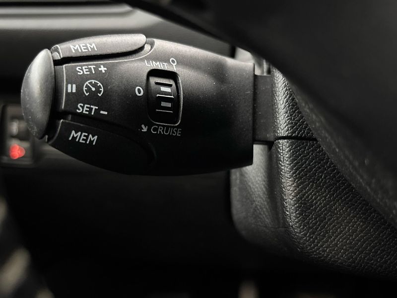Peugeot 308 Kombi 308 - fotka 22 z 27