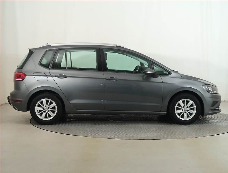 Volkswagen Golf Sportsvan (2018) 1.5 TSI, Serv.kniha, Tempomat - fotka 6 z 14