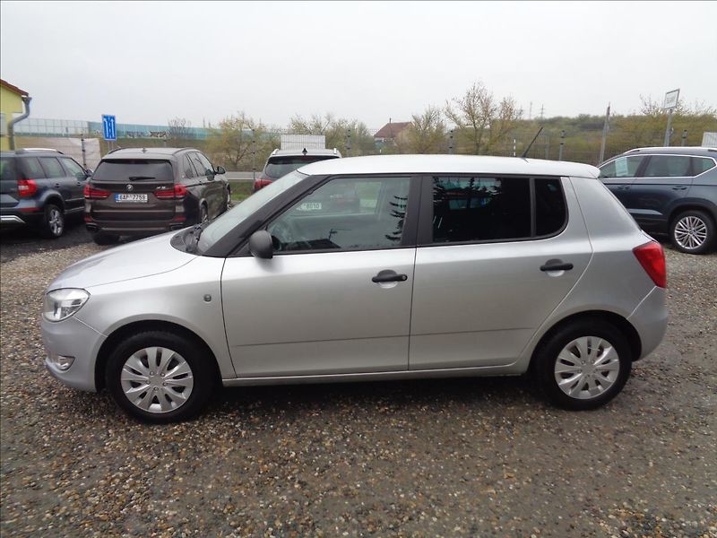 Škoda Fabia (2013) 1,4 - fotka 4 z 16