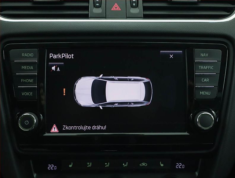 Škoda Octavia (2015) 2.0 TDI, Automat, Serv.kniha - fotka 16 z 17