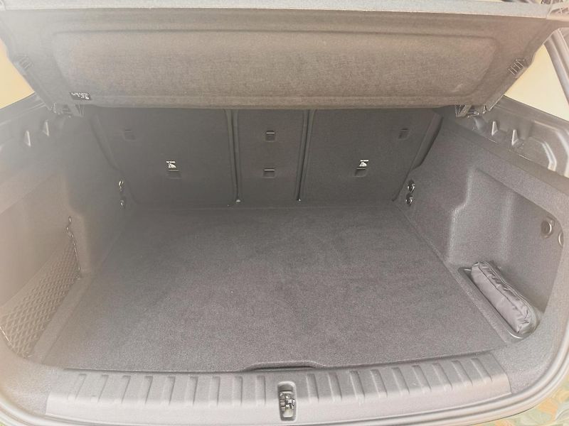 BMW X1 (2024) sDrive20i, panorama - fotka 9 z 35