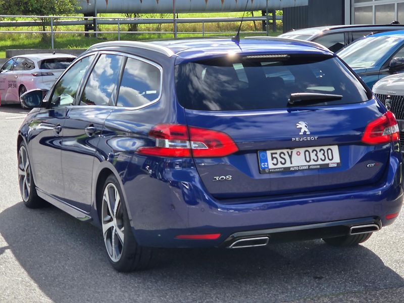 Peugeot 308 (2018) SW 2.0BHDi 180 GT EAT8 - fotka 3 z 38