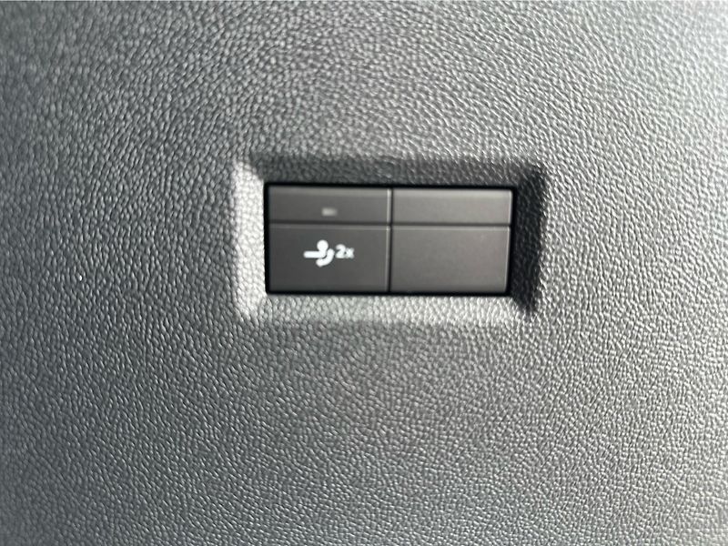Volkswagen Transporter (2026) 2,5 TDI PHEV - fotka 13 z 23