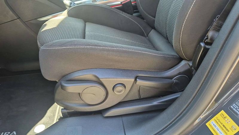 Opel Zafira Tourer Cosmo 2.0CDTI 121kW MT6 - fotka 23 z 42