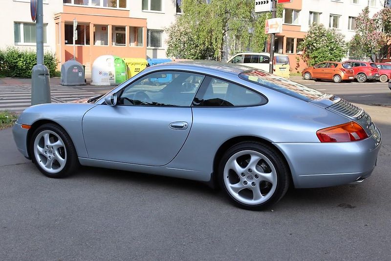 Porsche 911 996 3.4 CARRERA 221kW - fotka 17 z 49