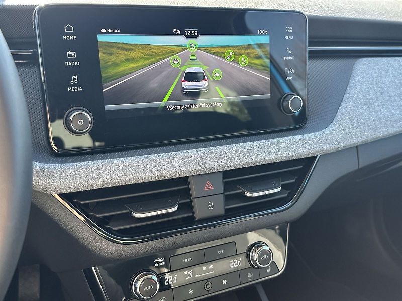 Škoda Scala (2024) 1.0 TSI DSG Selection - fotka 22 z 31