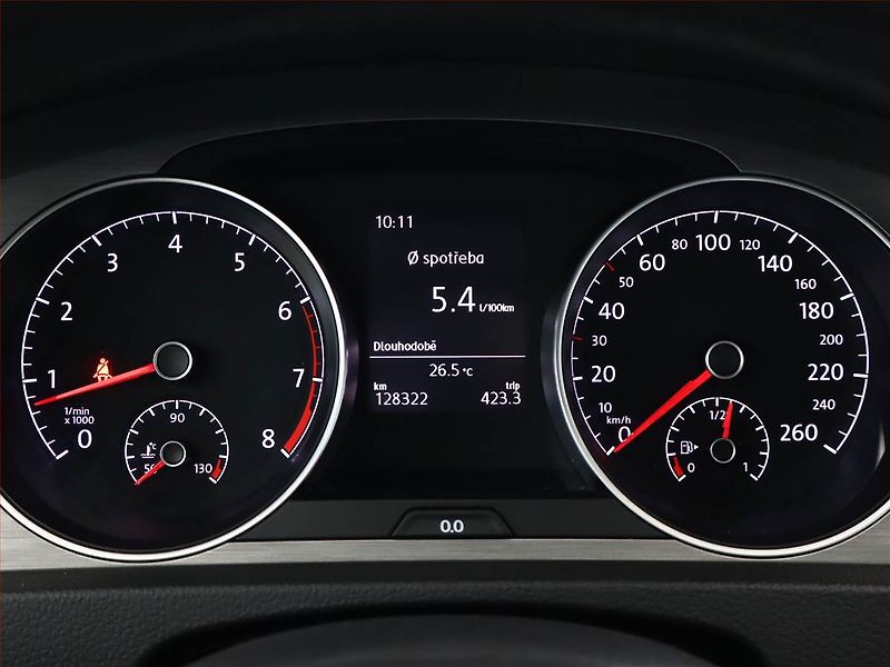 Volkswagen Golf (2016) 1.2 TSI, Tempomat - fotka 9 z 14