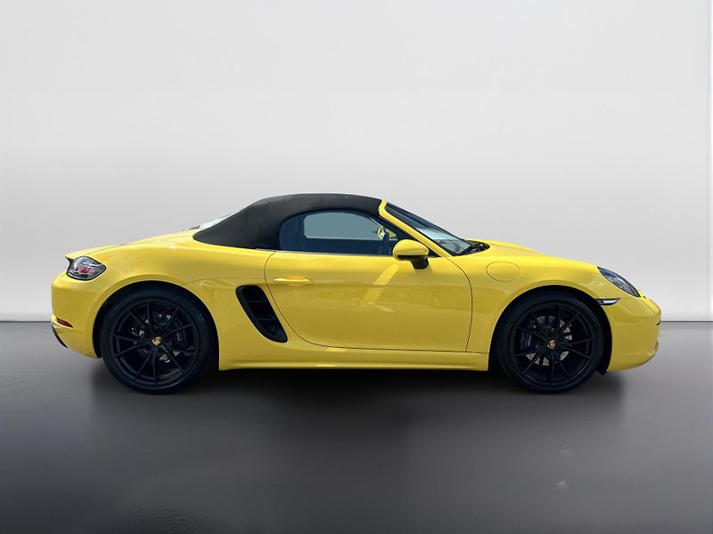 Porsche Boxster 718 - fotka 6 z 30