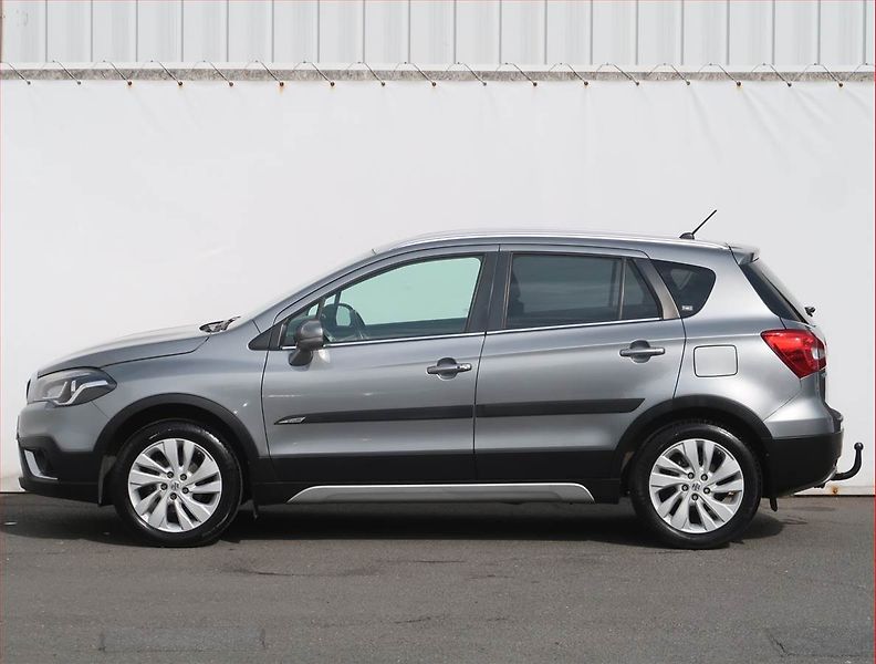 Suzuki SX4 S-Cross (2018) 1.0 BoosterJet, 4X4 - fotka 3 z 22