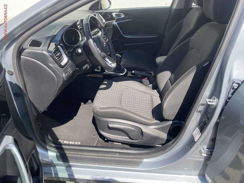 Kia Ceed (2019) 1.4 T-GDi, Vision, navi - fotka 9 z 18