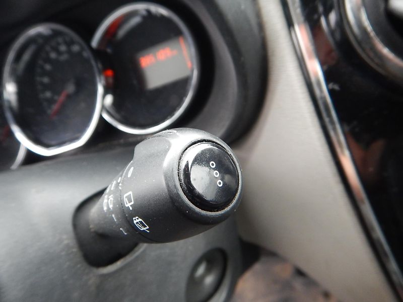 Dacia Lodgy 1.5 dCi, 7 MÍST, KLIMA - fotka 20 z 36