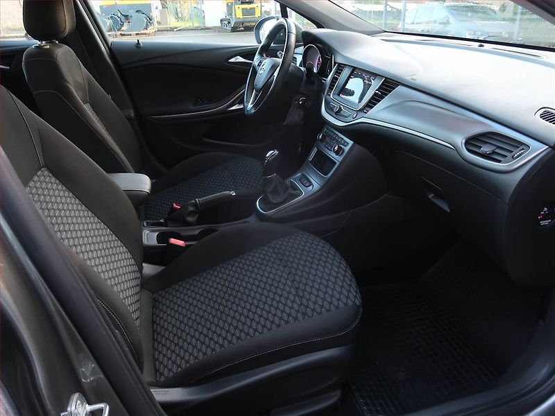 Opel Astra (2020) 1.2 Turbo, Serv.kniha - fotka 9 z 16