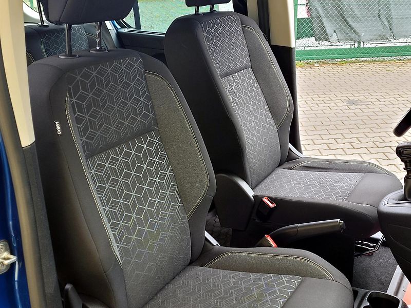 Peugeot Rifter 1,5 B-HDi 96kW,1.majitel,CZ - fotka 23 z 37