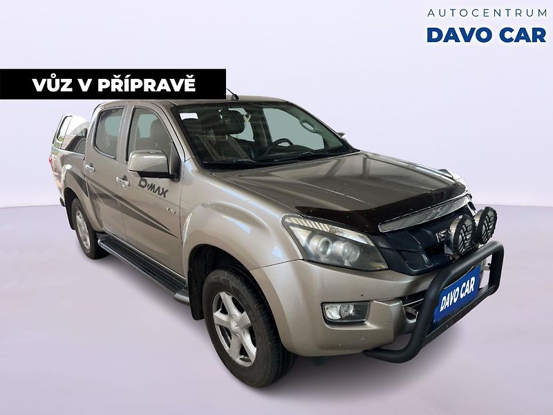 Isuzu D-Max 2,5 BiTDI Double Cab 4x4 - fotka 2 z 12