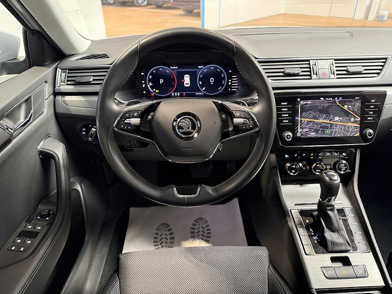 Škoda Superb 2.0 TDI 147kW Style Combi DSG - fotka 5 z 14