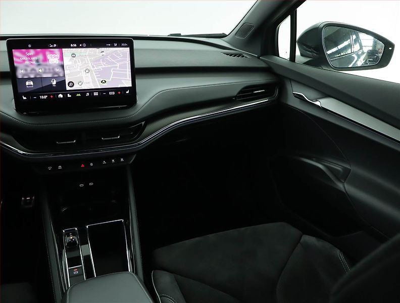 Škoda Enyaq (2022) Sportline iV 60 (62 kWh) - fotka 8 z 18