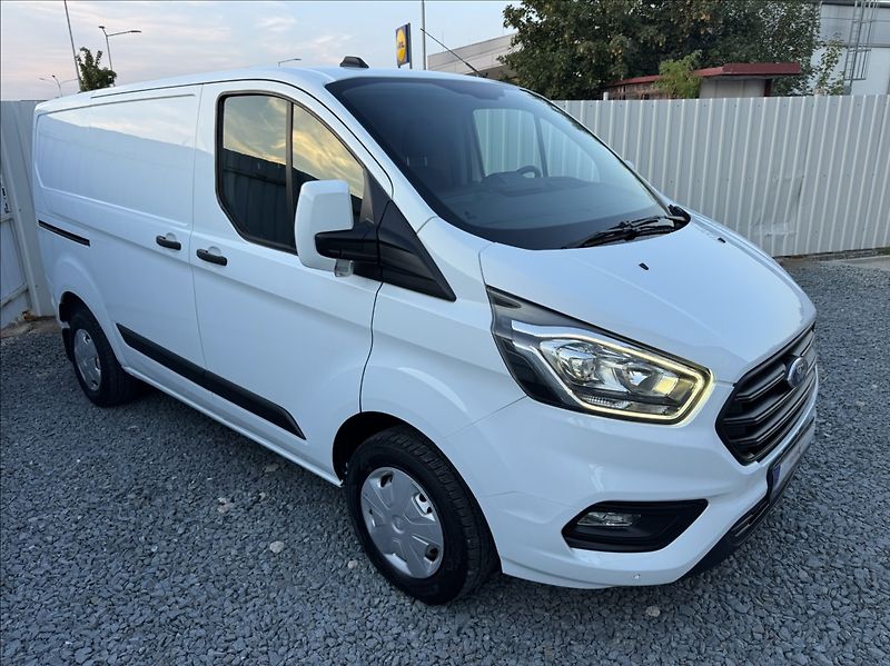 Ford Transit Custom 2,0 TDCi L1H1 DPH 1.maj ČR - fotka 7 z 50