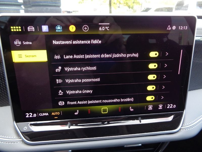Volkswagen Passat Business  1.5 eTSI 7DSG  110 k - fotka 18 z 30