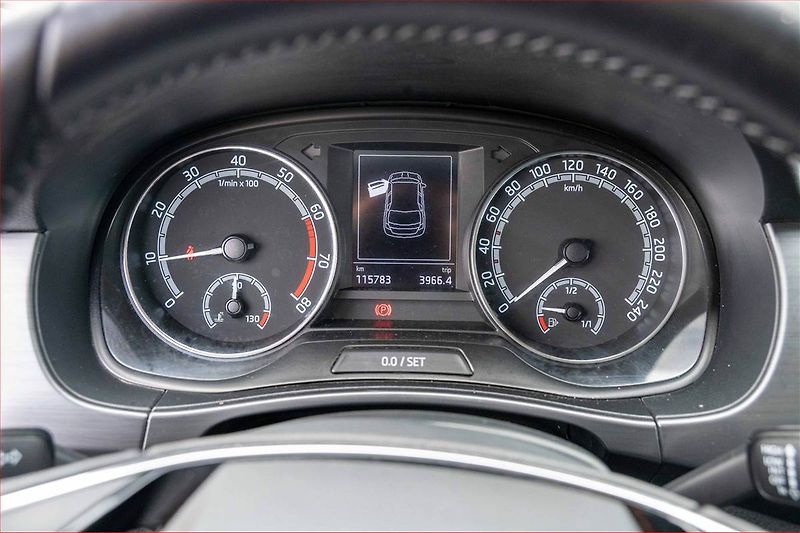 Škoda Fabia (2021) Style 1.0 TSI, ČR,1.maj - fotka 11 z 16