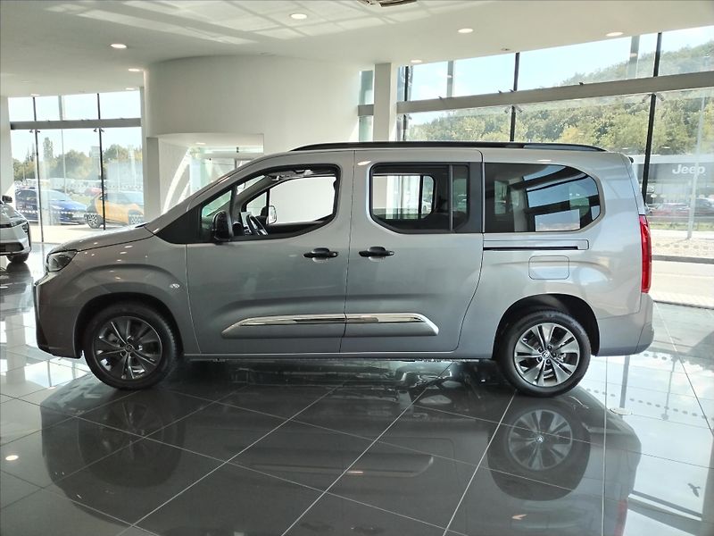 Toyota ProAce City Verso (2026) 1.5 DIESEL 6MT  FAMILY 5S LONG - fotka 2 z 18