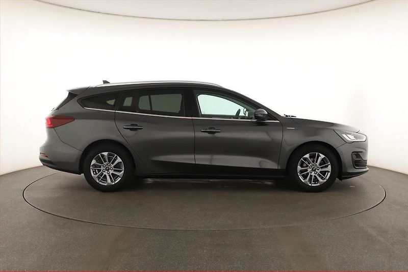 Ford Focus (2022) 1.5 EcoBlue, Serv.kniha, Navi - fotka 6 z 20