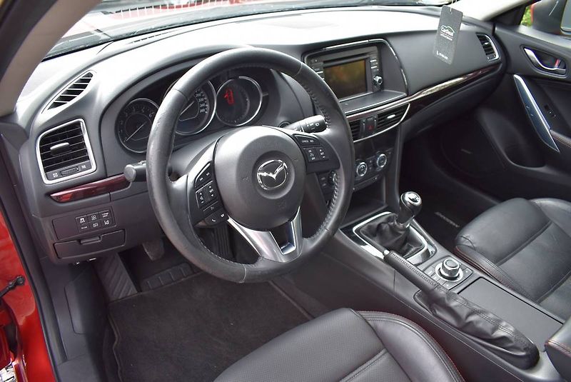 Mazda 6 2,0 G-165 REVOLUTION.1M,SERVIS - fotka 8 z 18